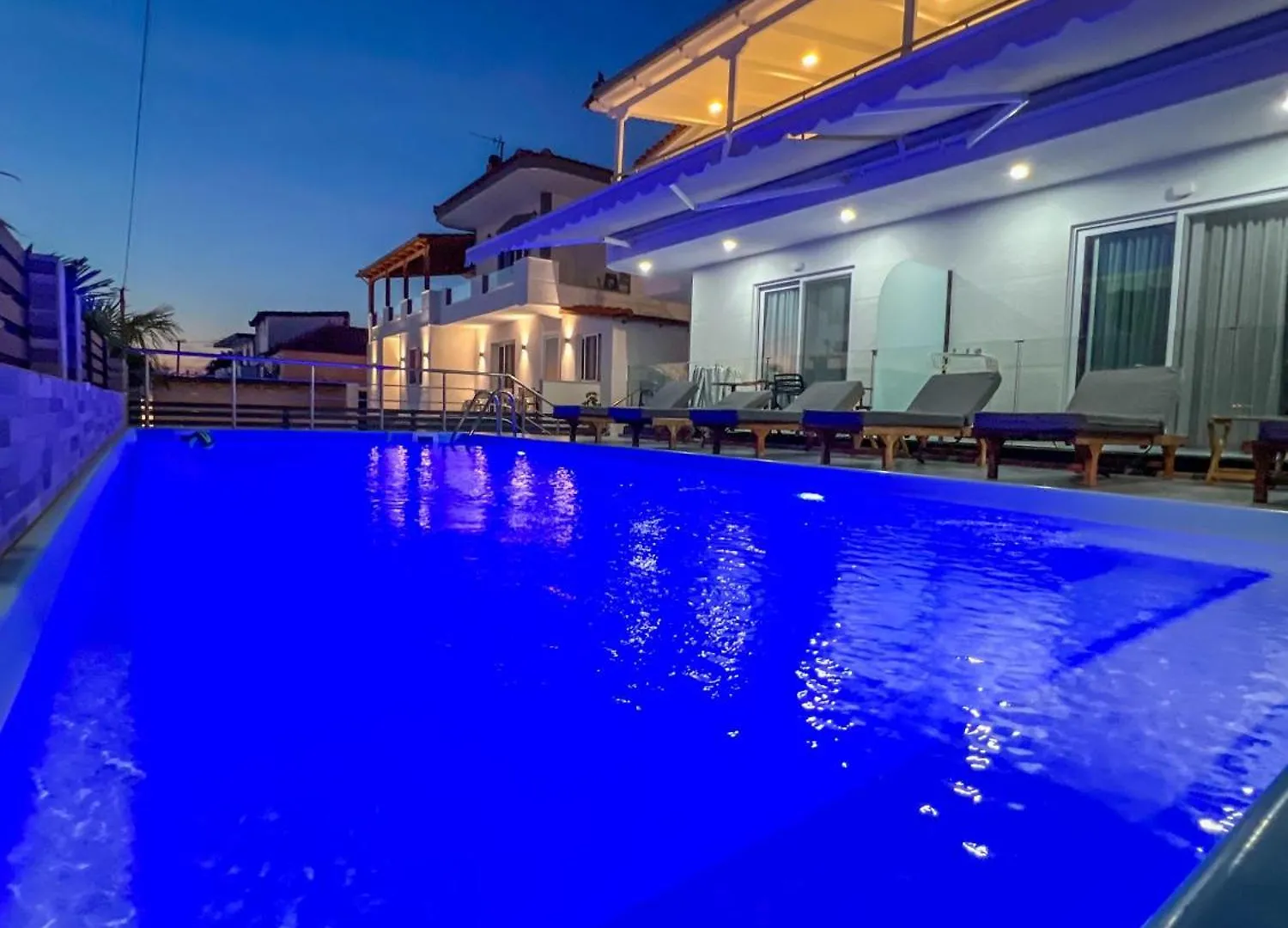 Serenity Apartments Ksamil location