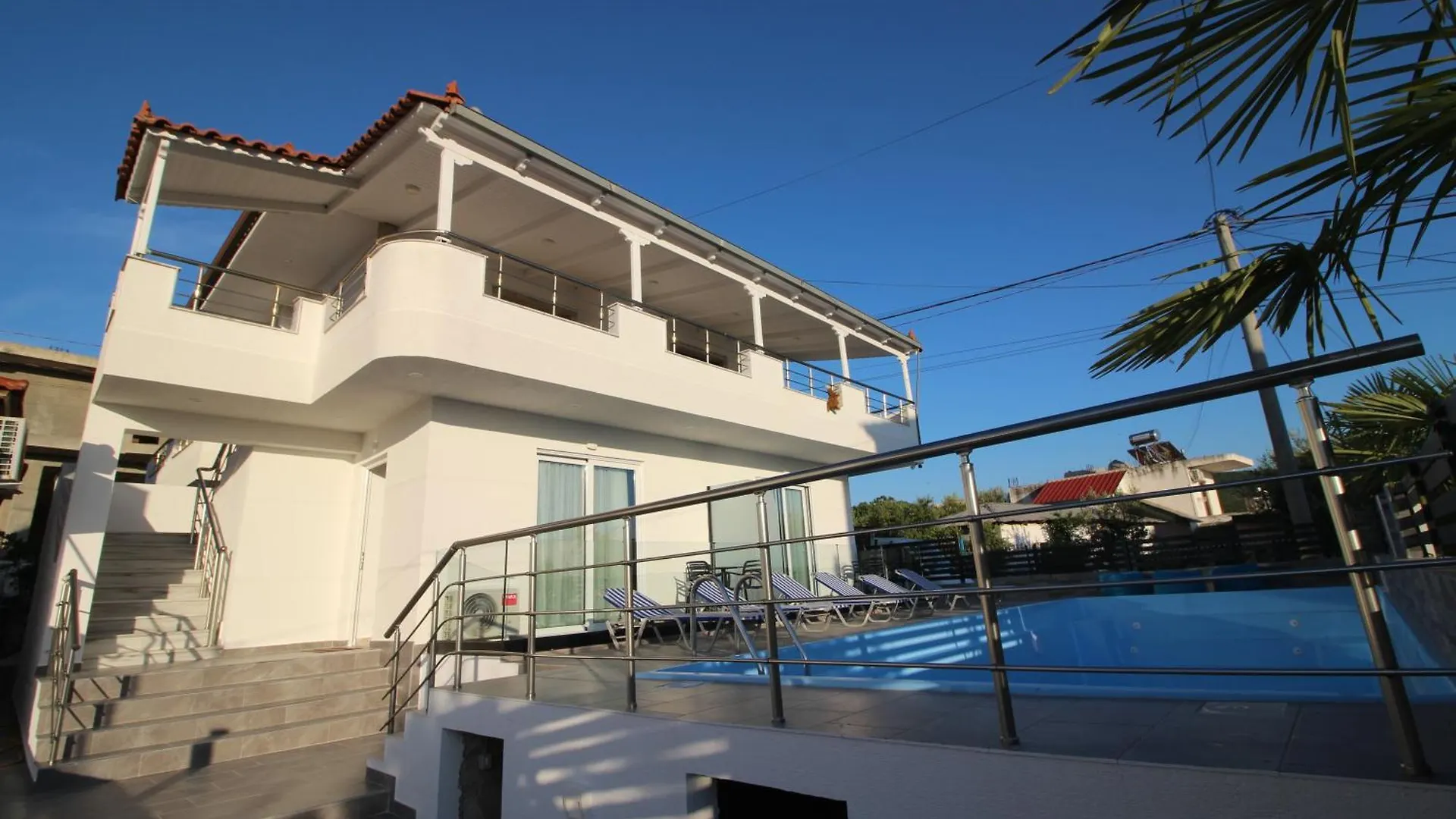 Serenity Apartments Ksamil 0*,  Albanien