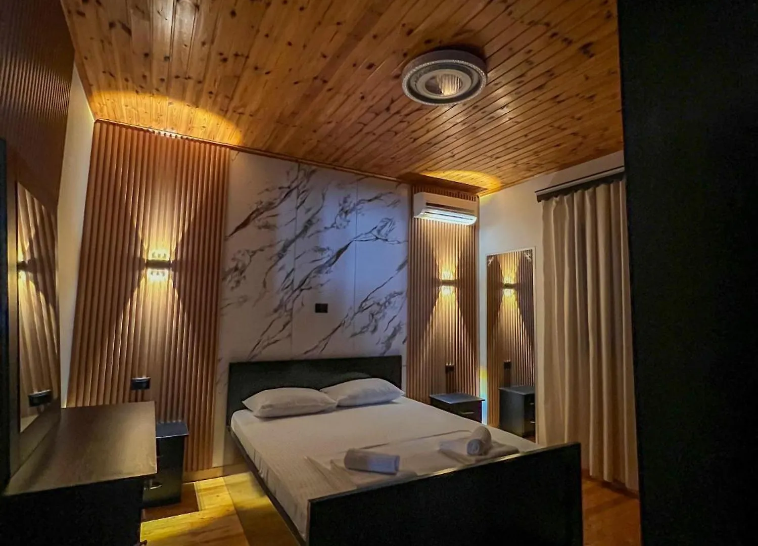Serenity Apartments Ksamil Albanien