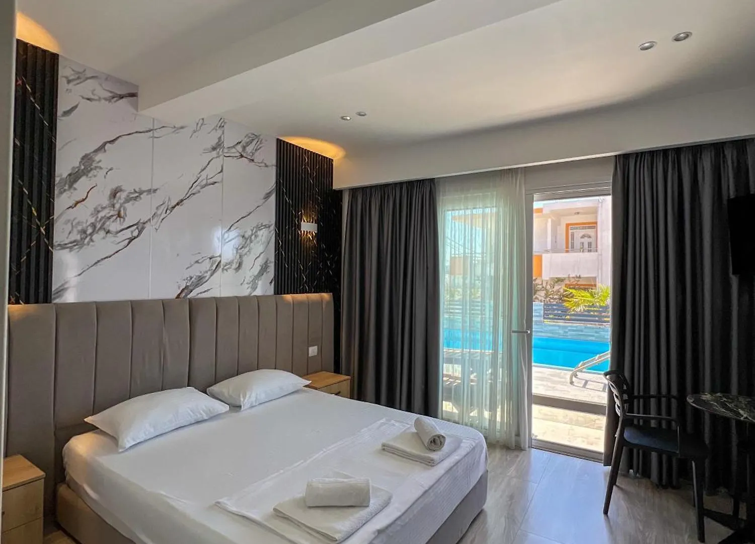 Serenity Apartments Ksamil Albanien